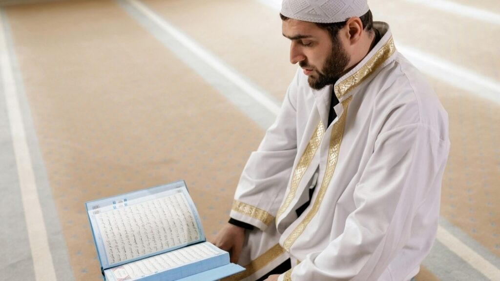 Recitation with Tafsir